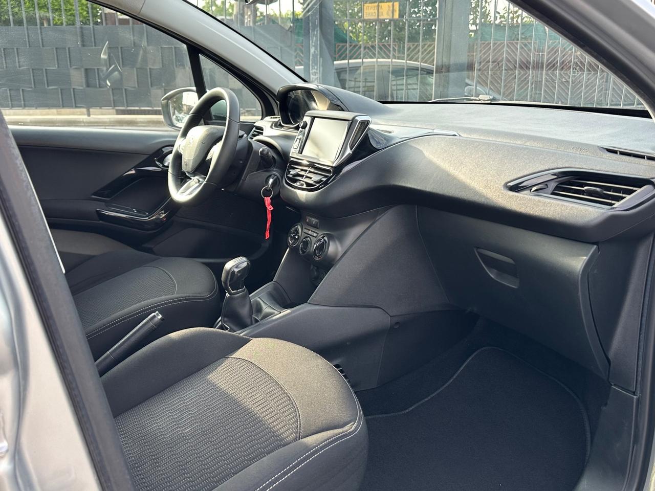 Peugeot 208 PureTech 82 5 porte Allure 2018