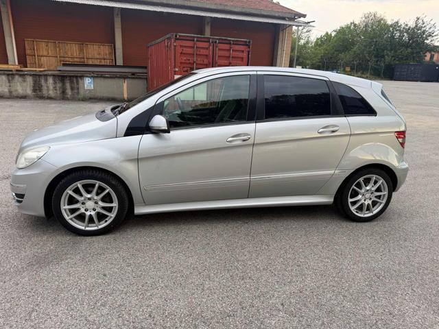 MERCEDES-BENZ B 180 CDI Sport senza nessun lavoro da fare