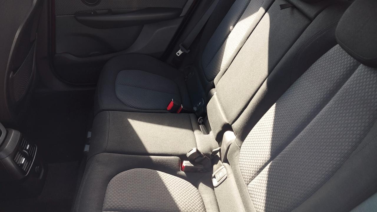 BMW 218D 2.0-NAVI-GARANZIA FULL