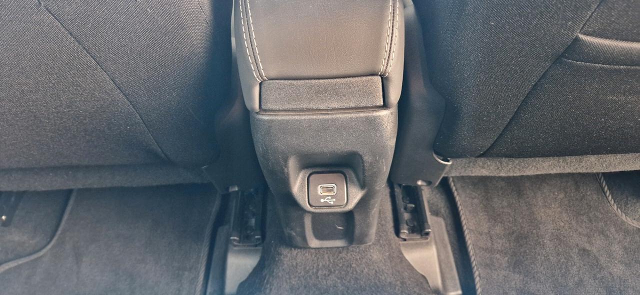 Jeep Renegade 1.6 Mjt 120cv Limited * Full Led *