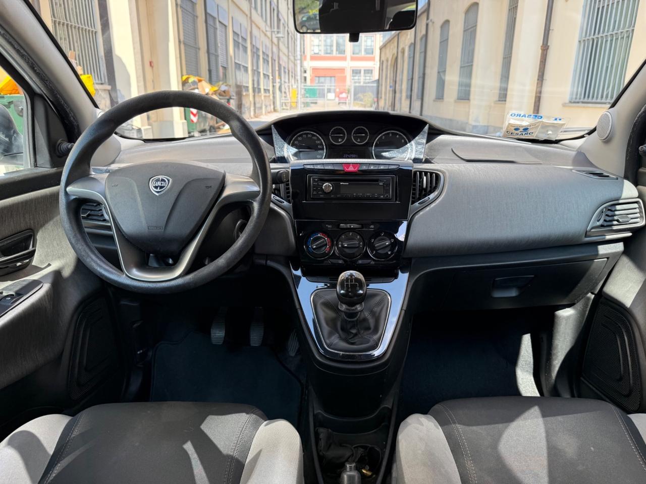 Lancia Ypsilon 1.2 69 CV 5 porte GPL Ecochic Gold
