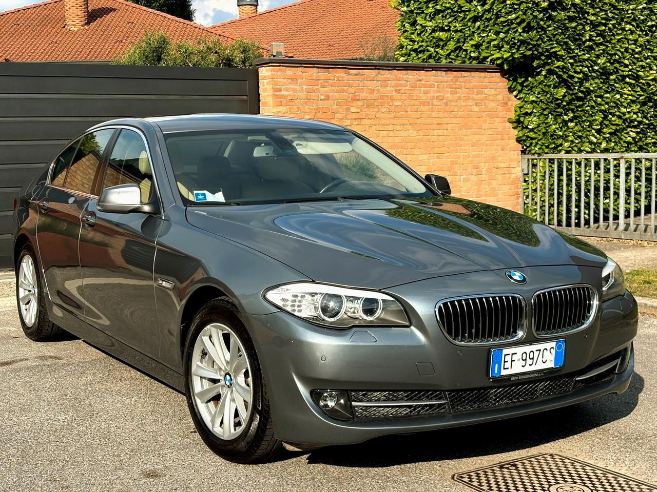 BMW 523 aut.(benzina)-BERLINA- 91500km -FULL-2010