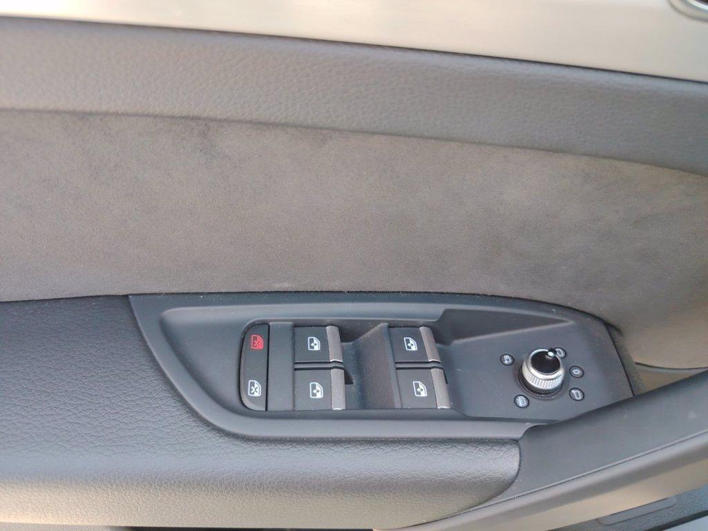 AUDI Q5 40 2.0 tdi mhev 12v s line quattro s-tronic del 2024