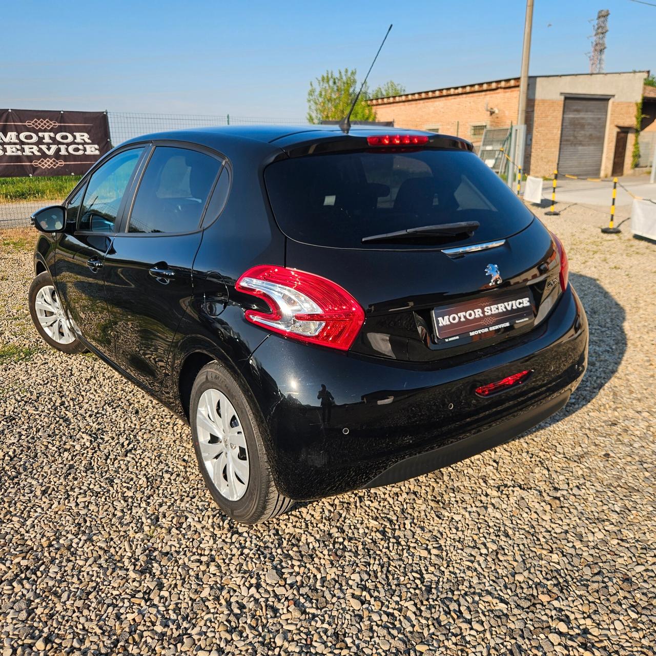 Peugeot 208 UNIPRO NEOPATENTATI PREZZO REALE E FINALE