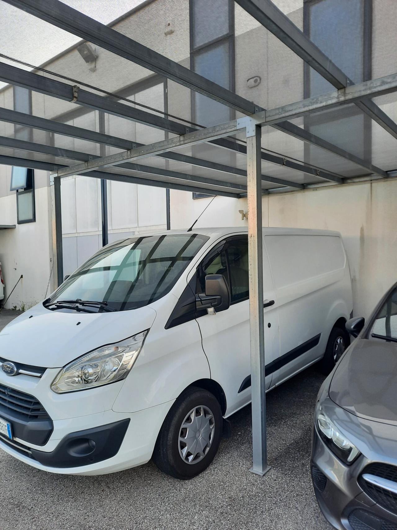 Ford Transit Custom 270 2.0 TDCi 130 PC Furgone Trend