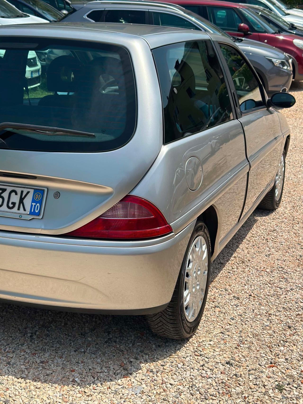 Lancia YPSILON 1.2 KMCERT NEOPAT
