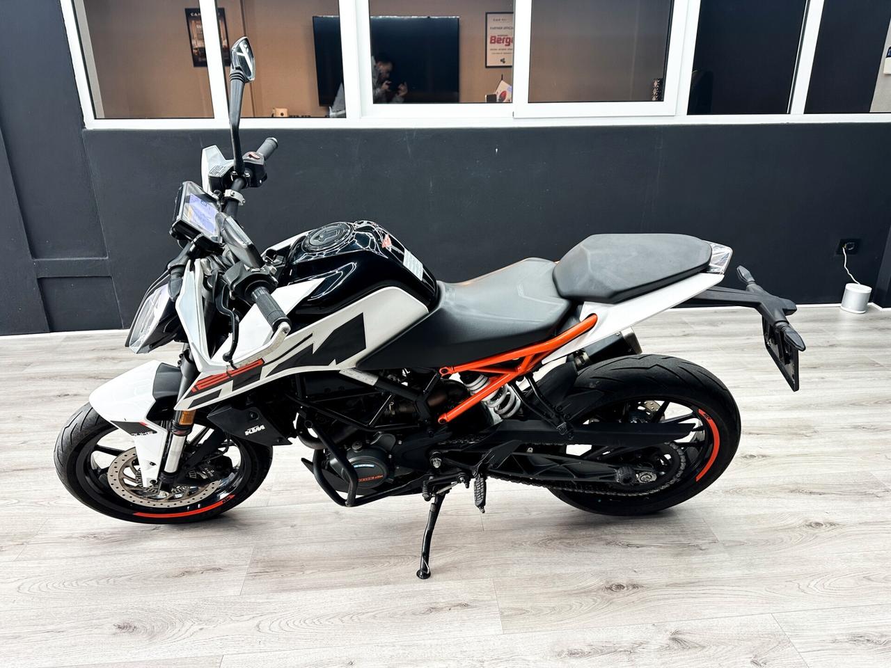 KTM Duke 125 ABS