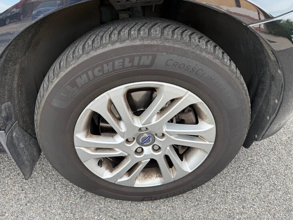 Volvo XC 60 D4 AWD Geartronic Momentum