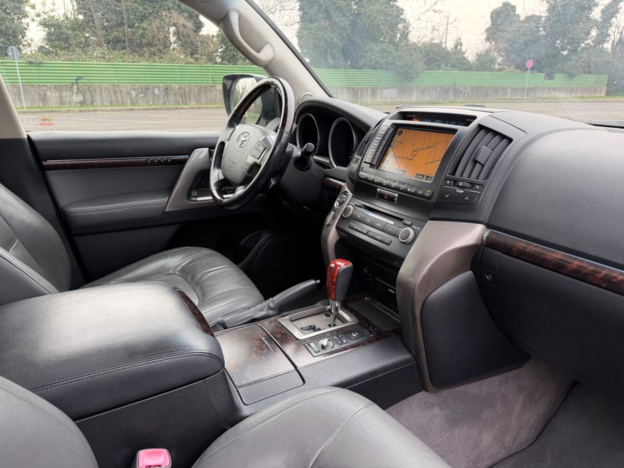 Toyota Land Cruiser 200 V8 4.5 7 p. MOTORE NUOVO !