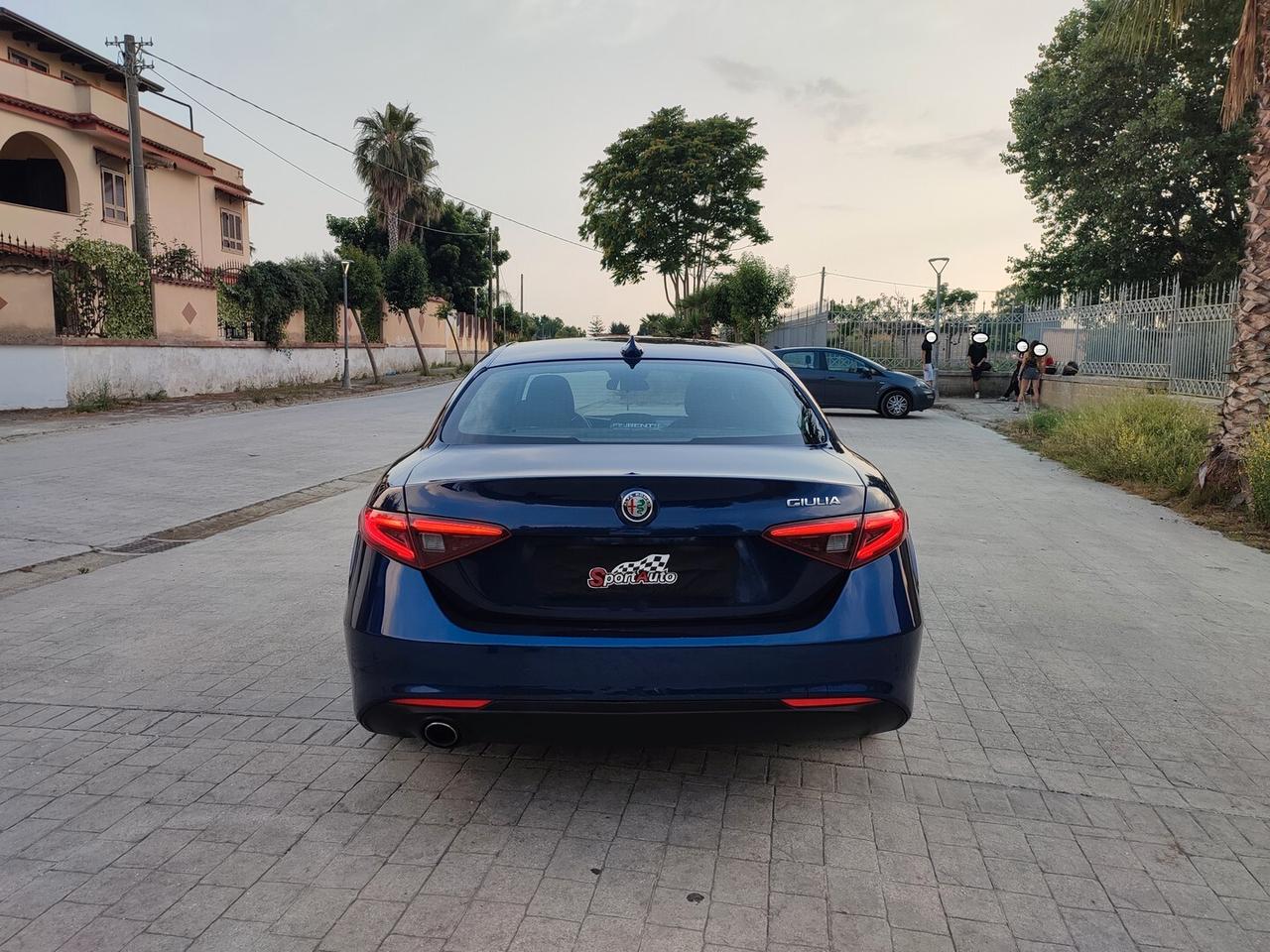 Alfa Romeo Giulia 2.2 TD 160 CV NAVIGATORE