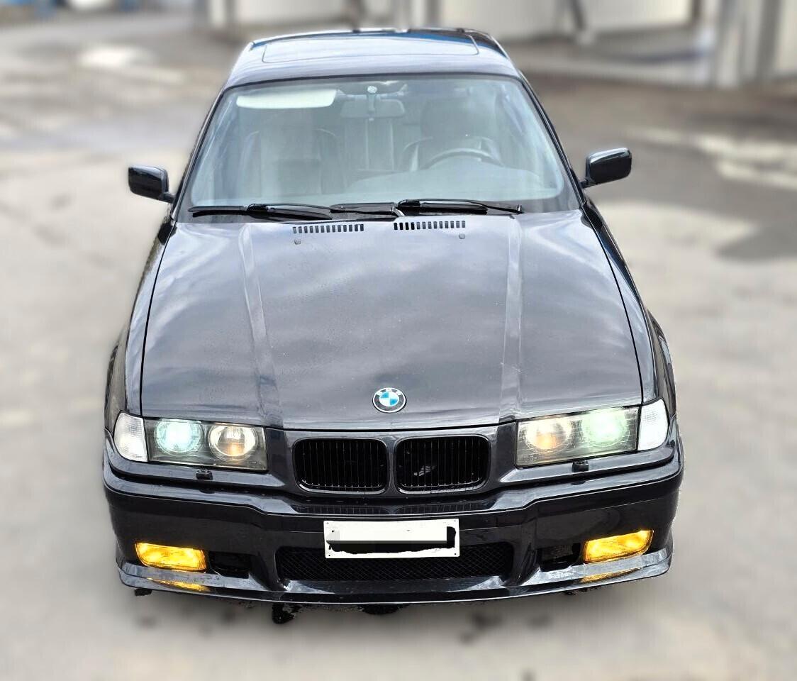 Bmw 318is Coupé FULL