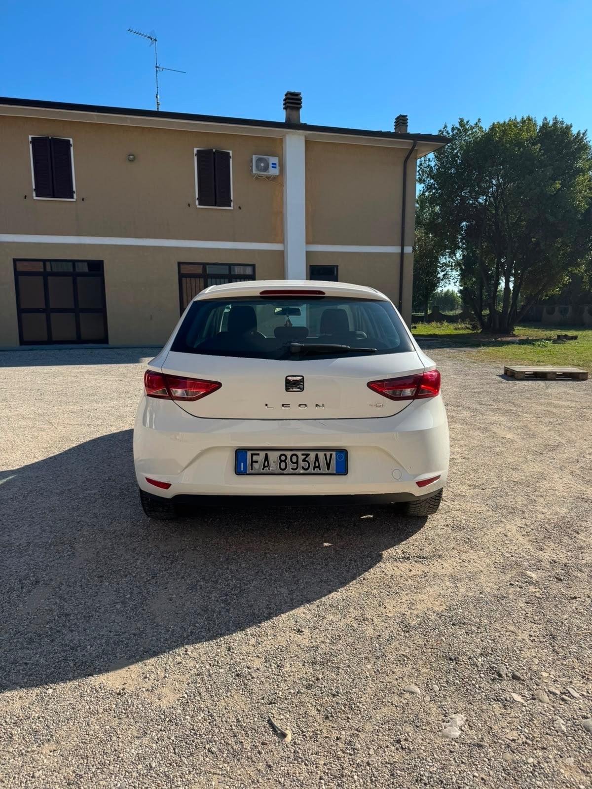 Seat Leon 1.6 TDI 90 CV 5p. Reference