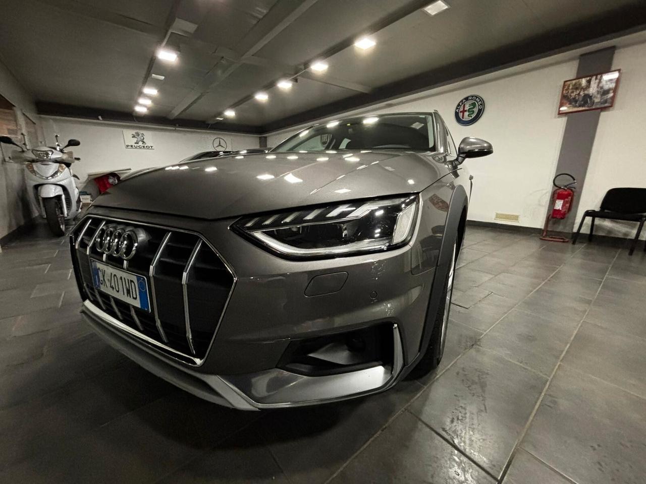 Audi A4 allroad 40 TDI 204 CV S tronic Identity Contrast