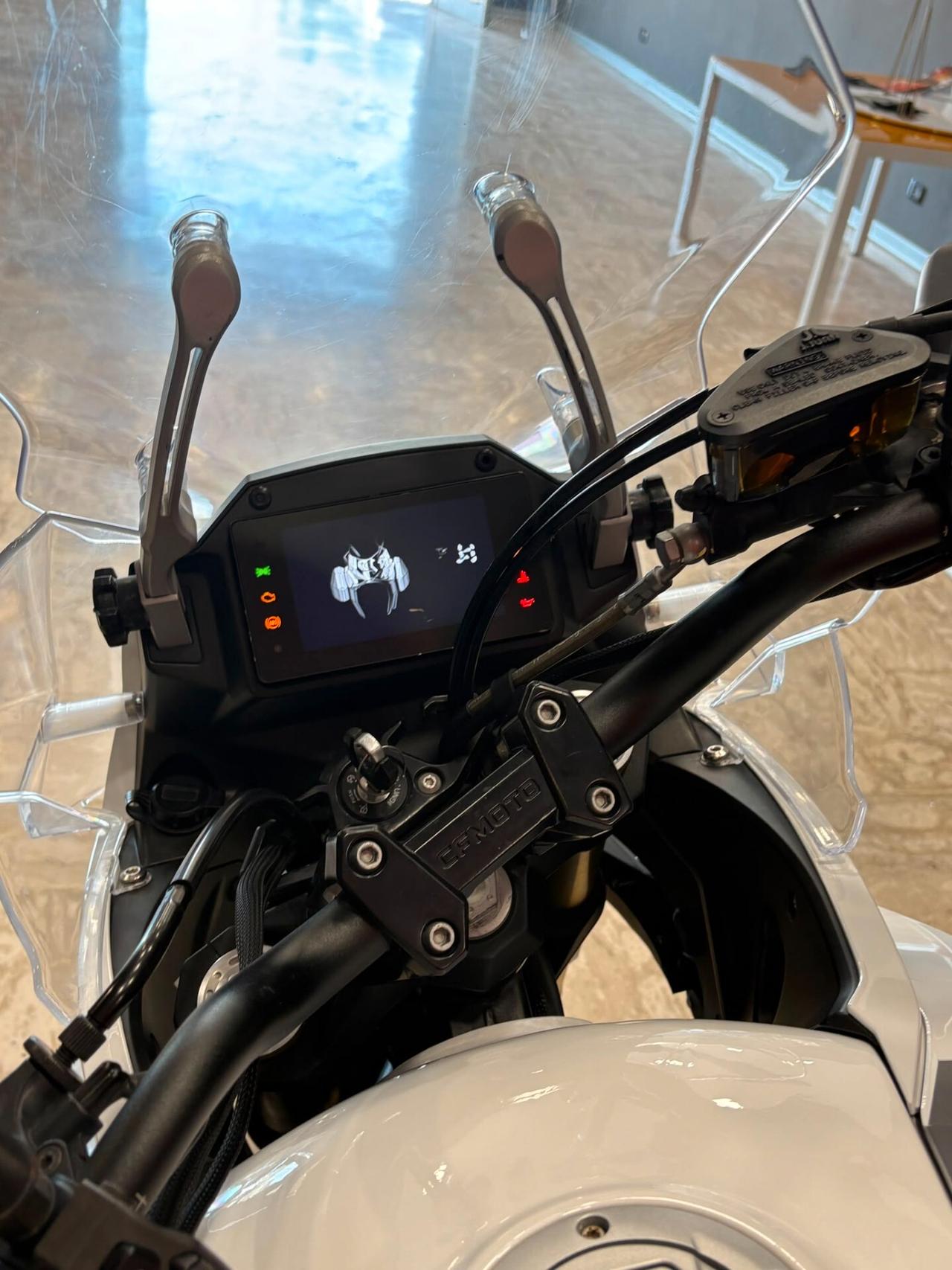 Cf Moto 650MT