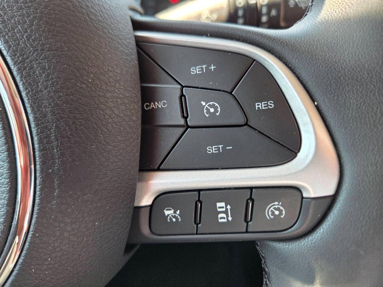 Jeep Renegade 1.6 mjt Limited 2wd 130cv + fari led e navi da 8.4"