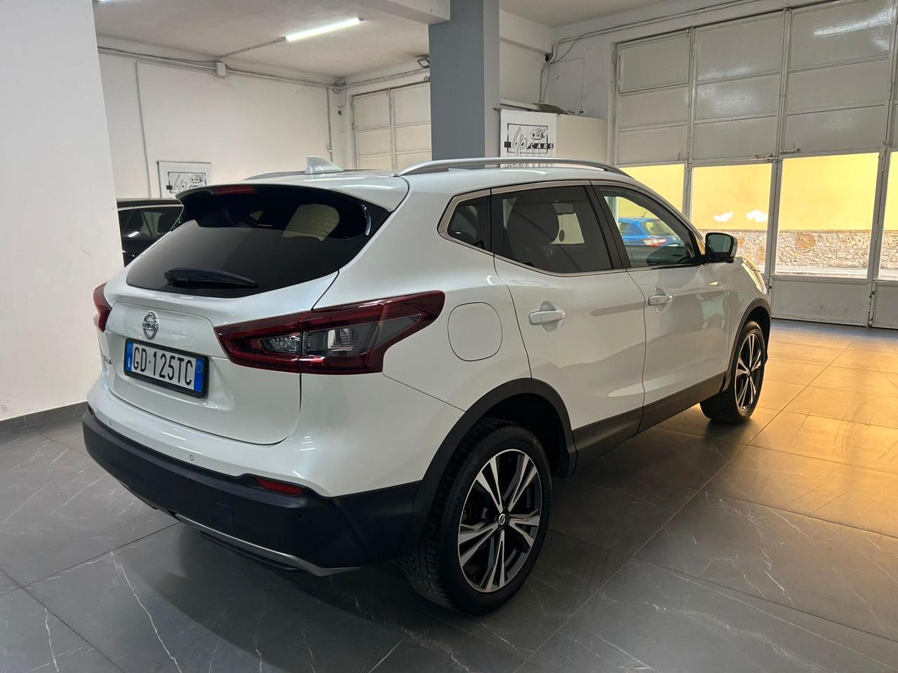 Nissan Qashqai 1.5 dCi 115 CV Tekna+ tetto panoramico