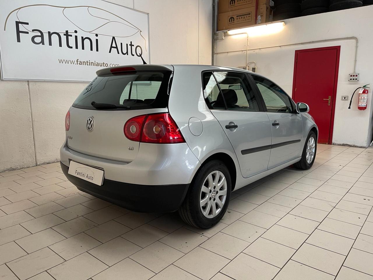 Volkswagen Golf ConfortLine 1.6 5porte-Ok Neopatentati-LEGGI SOTTO