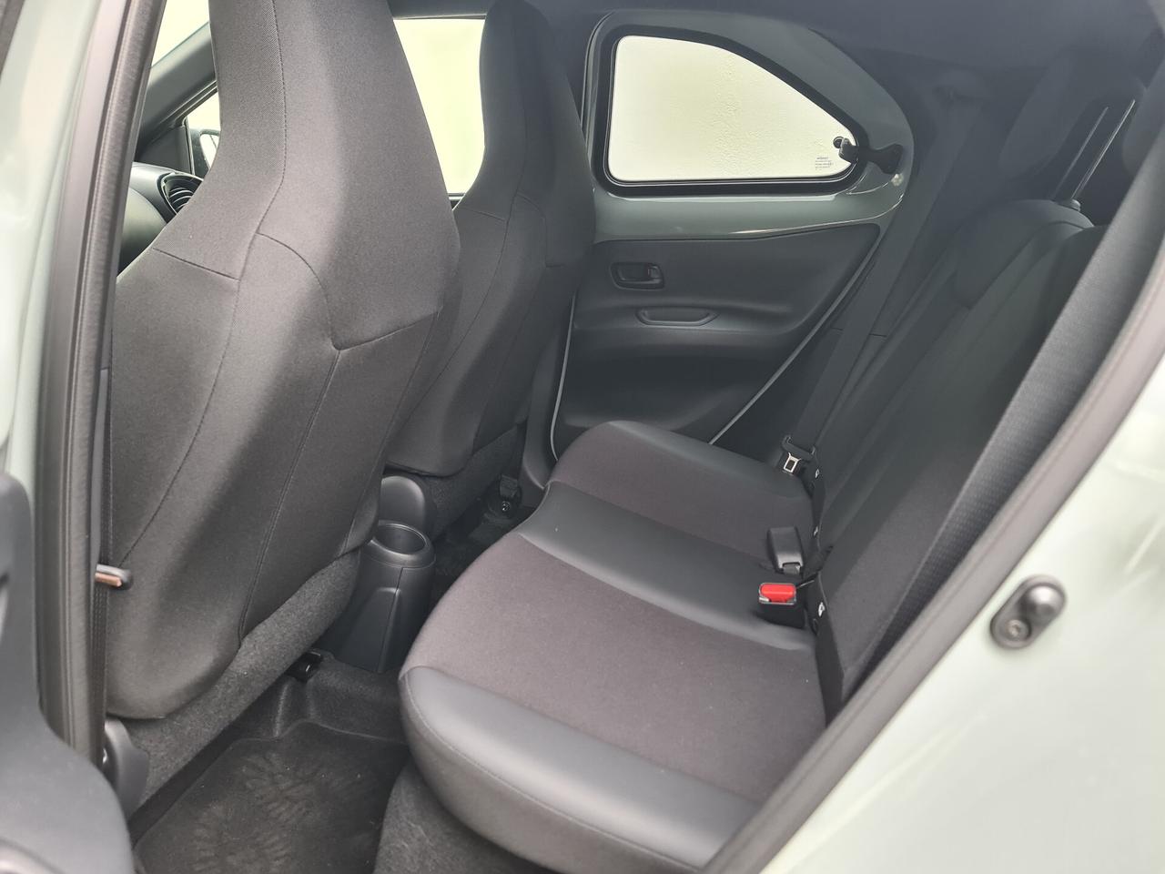 Toyota Aygo X 1.0 VVT-i 5p Lounge - Pari al nuovo