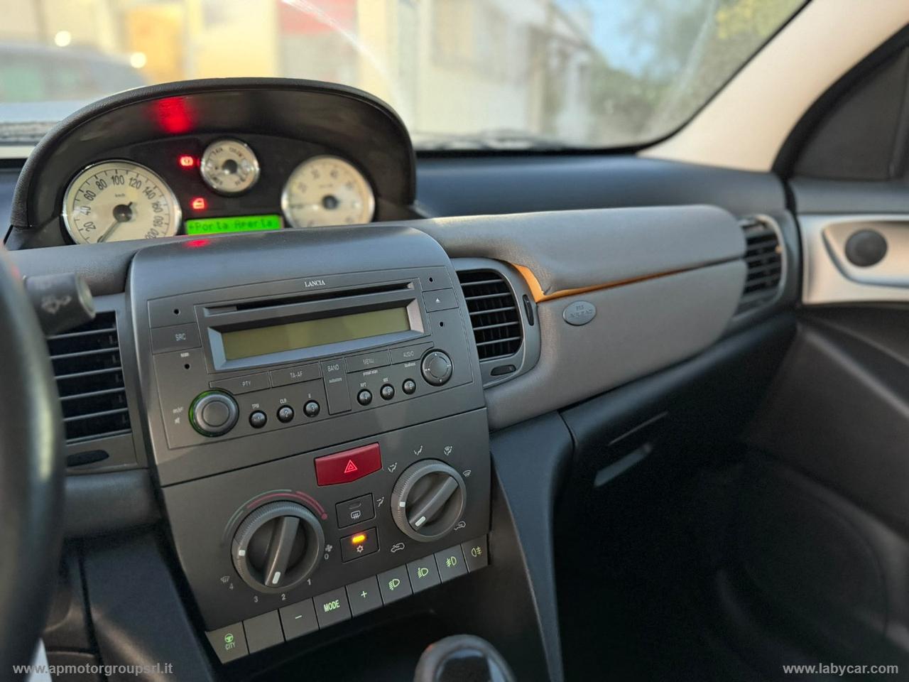 LANCIA Ypsilon 1.2 Argento