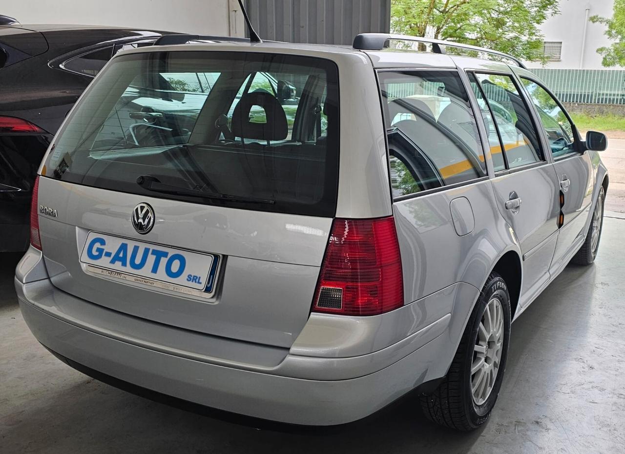 VW Bora 1.6 Highline Unico proprietario
