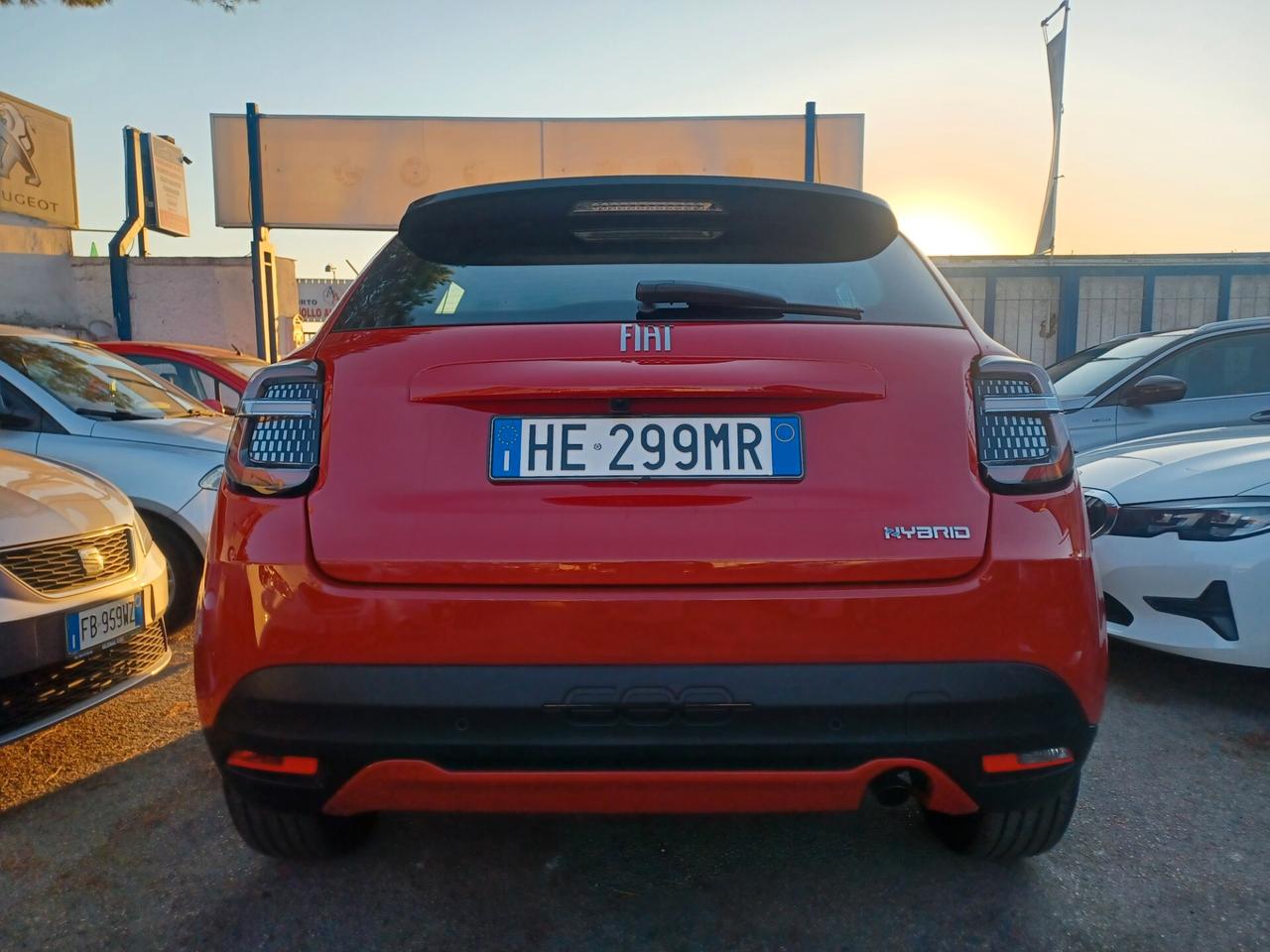 Fiat 600 Hybrid 110 CV DCT MHEV Business. KM 0