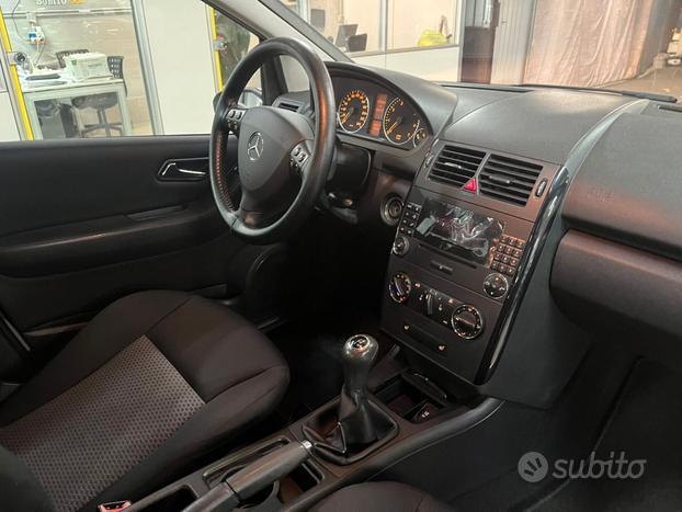 Mercedes-benz A 150
