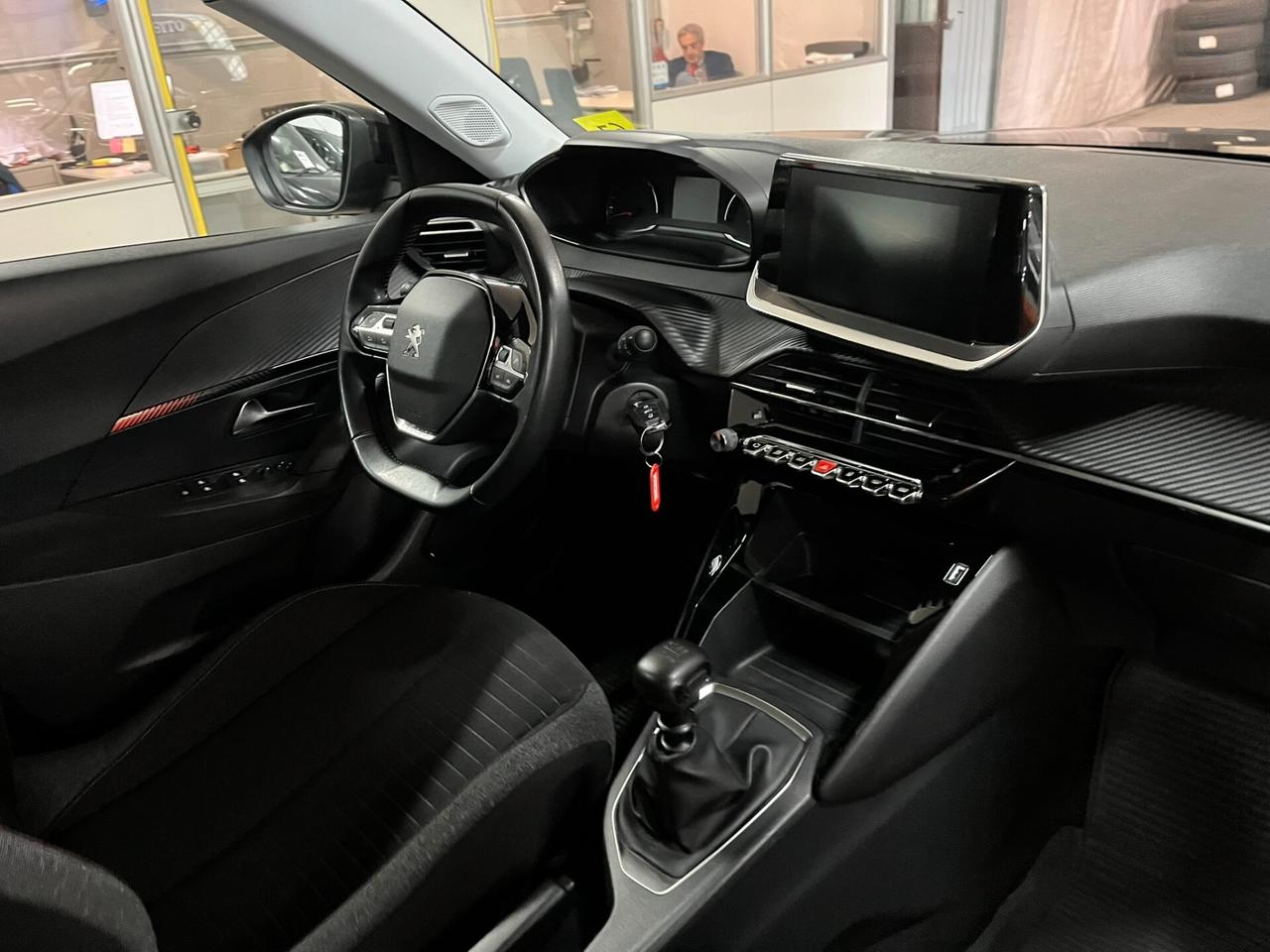 Peugeot 2008 1.2 benzina