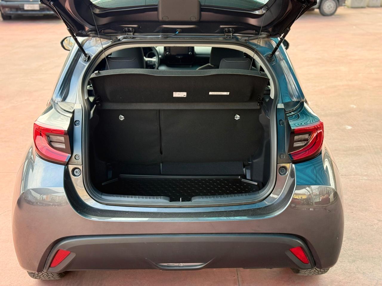 YARIS FULL HYBRID TREND SENZA OBBLIGO FINANZIAMENTO