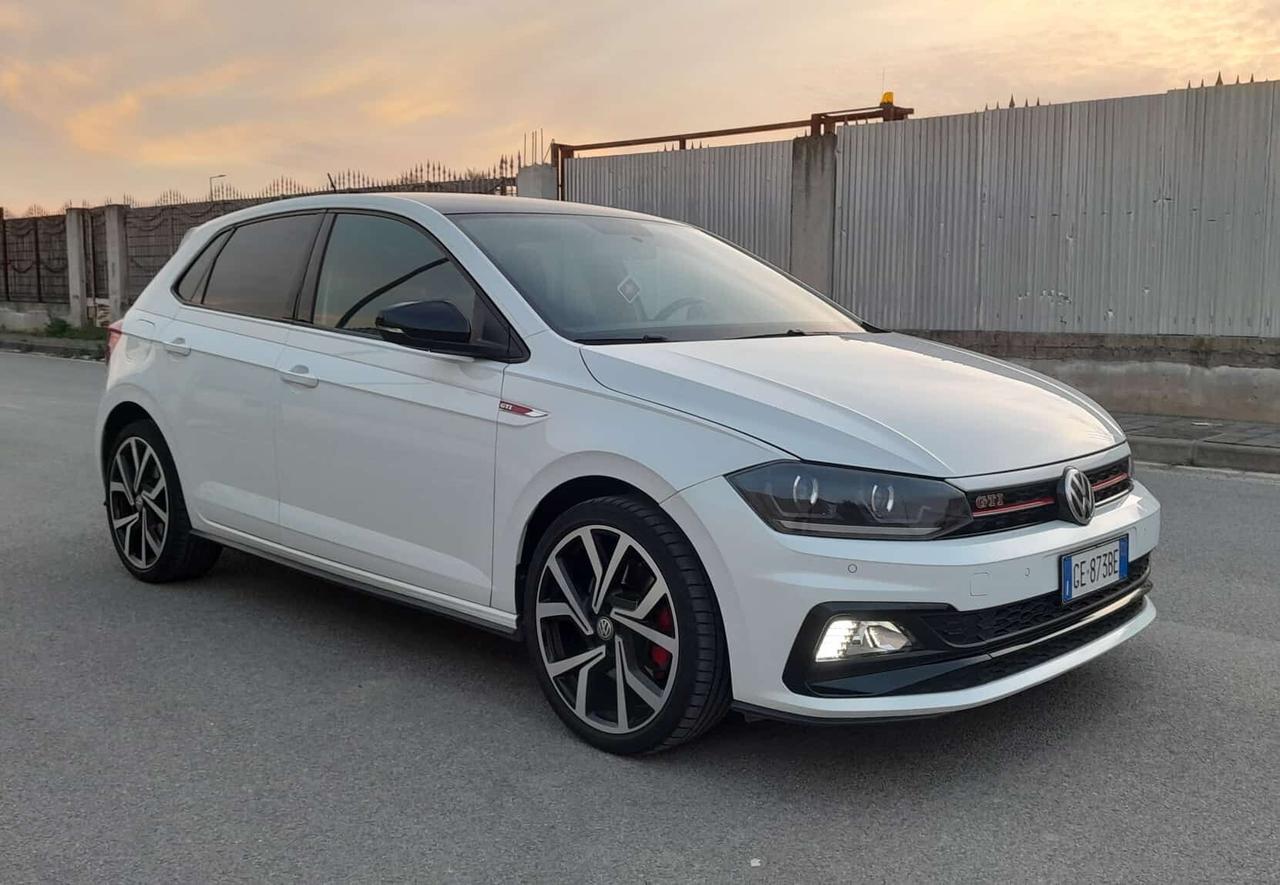 Volkswagen Polo 2.0 TSI DSG GTI BlueMotion Technology
