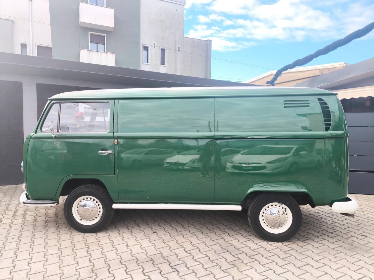 Volkswagen T2 1,6 BENZINA- I°SERIE – 1971 -FRECCE BASSE