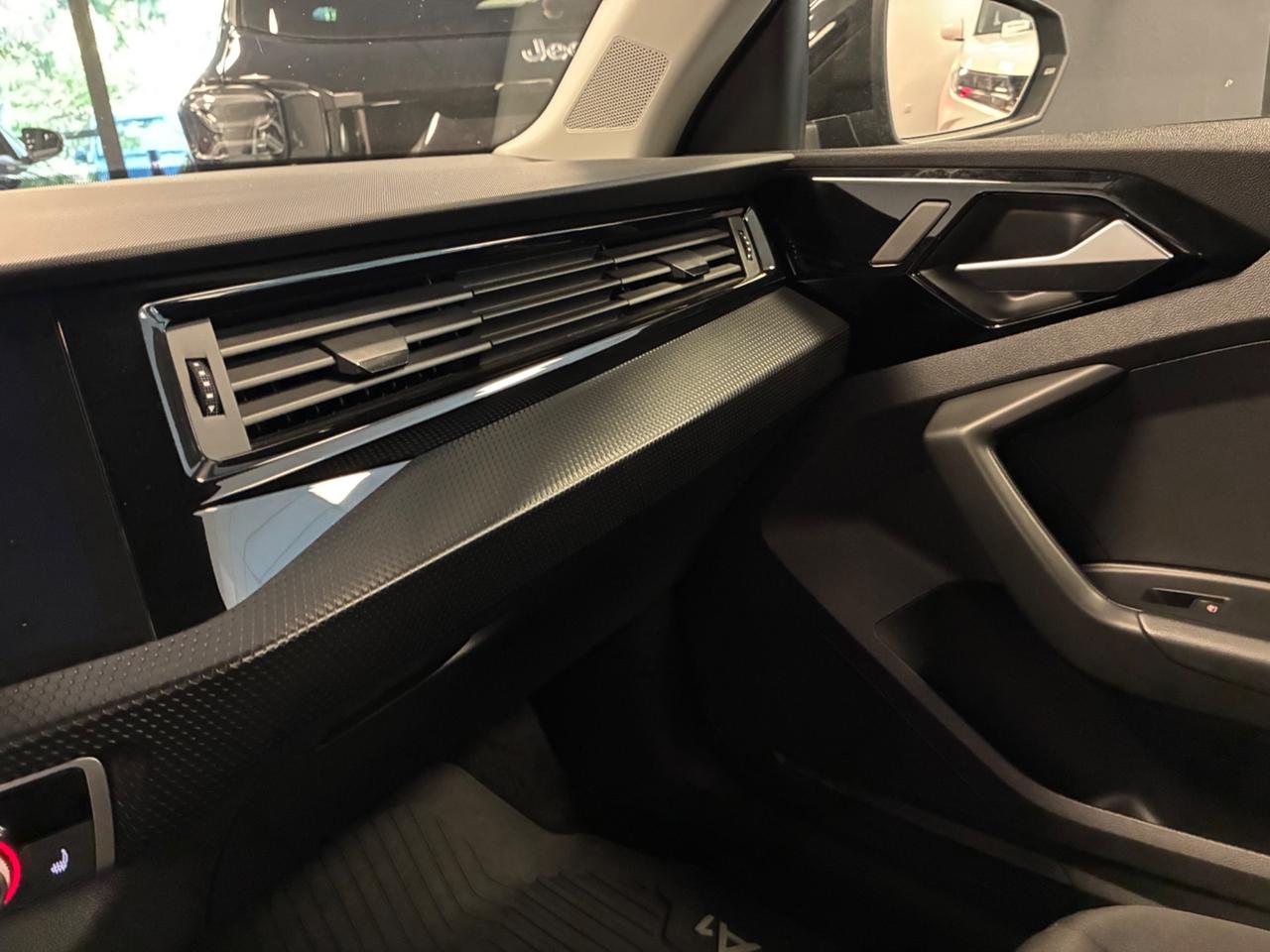 Audi A1 30 TFSI 110cv Admired sportback