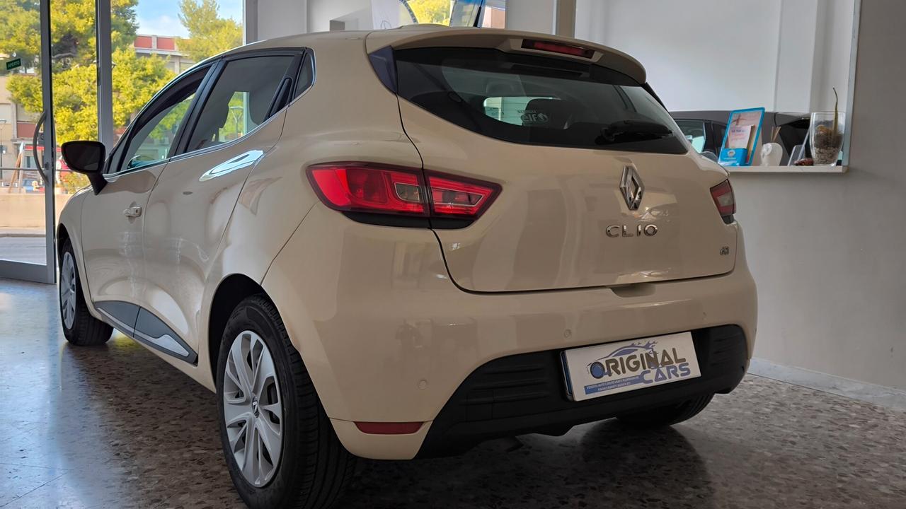 Renault Clio dCi 8V 75 CV Start&Stop 5 porte Energy Intens