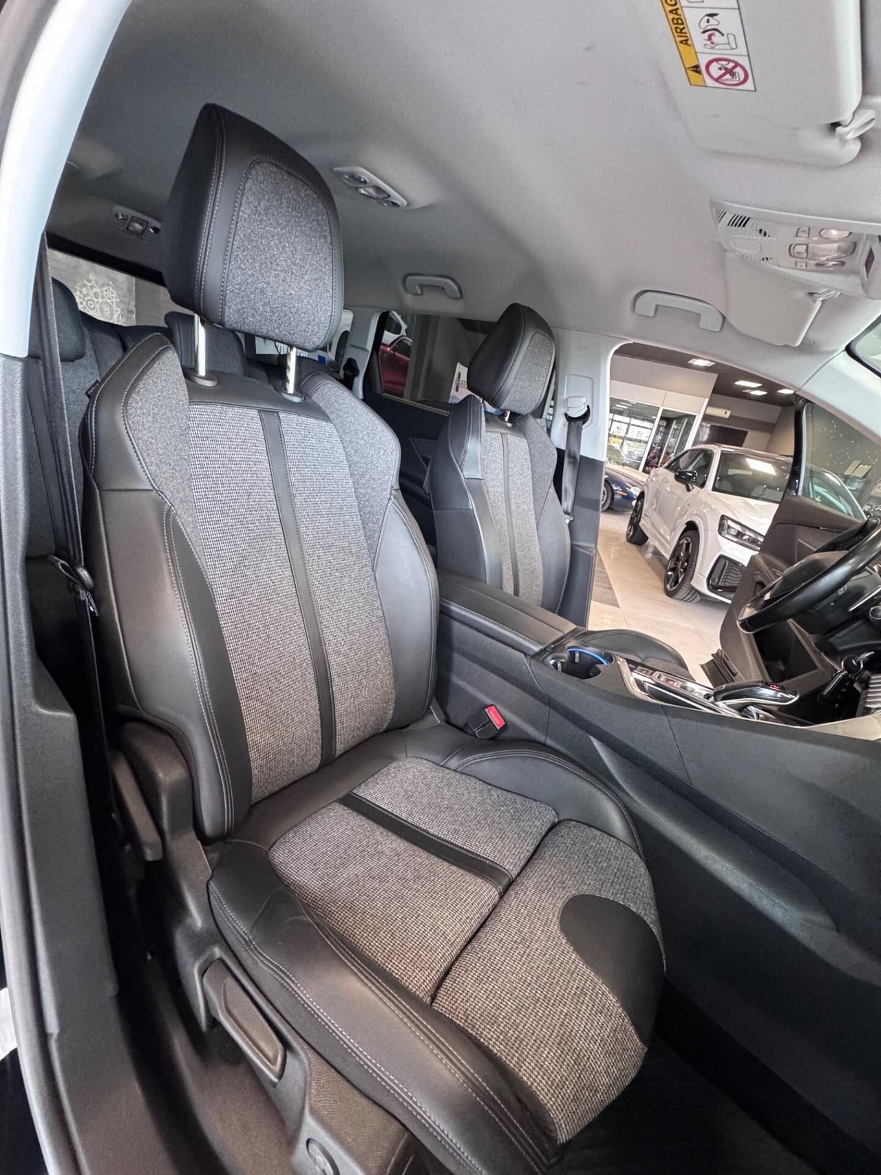 PEUGEOT 5008 1.5 HDI 130CV ALLURE AT8