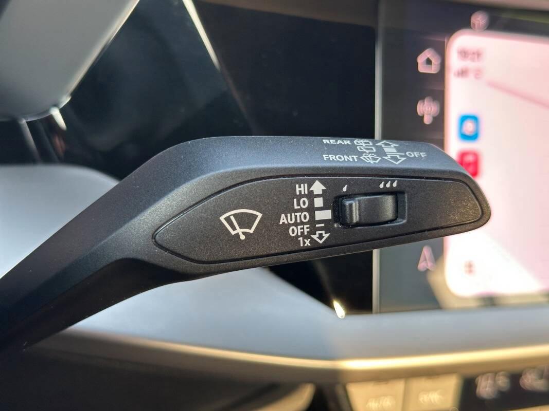 Audi A3 Sportback 30 1.0 tfsi mhev Business AUTOMATICA E CARPLAY