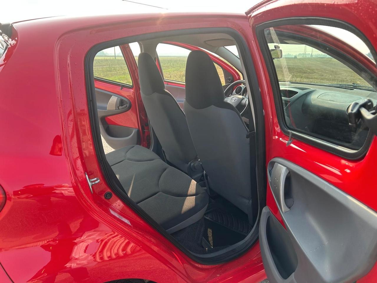 Toyota Aygo 1.0 12V VVT-i 5 porte