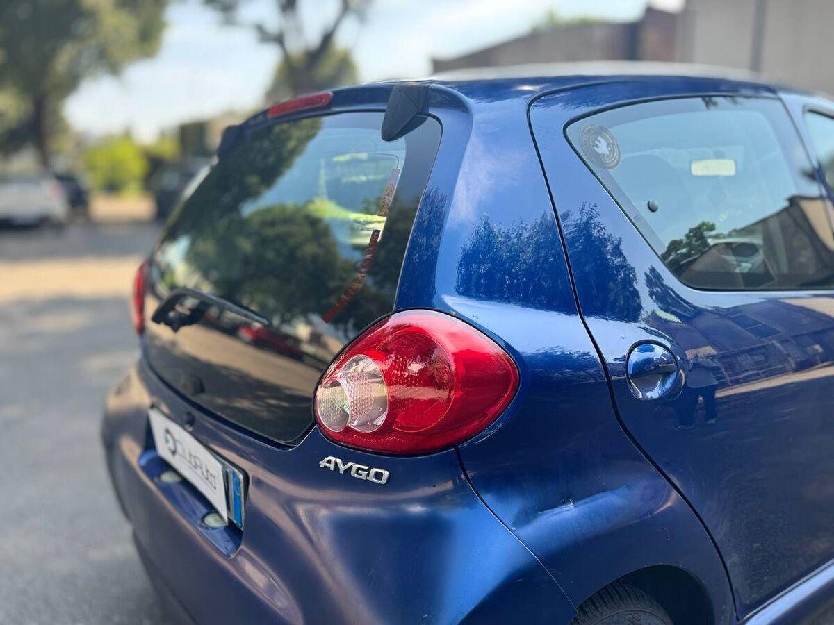 Toyota Aygo 1.0 Deep Ocean Connect 5p m-mt