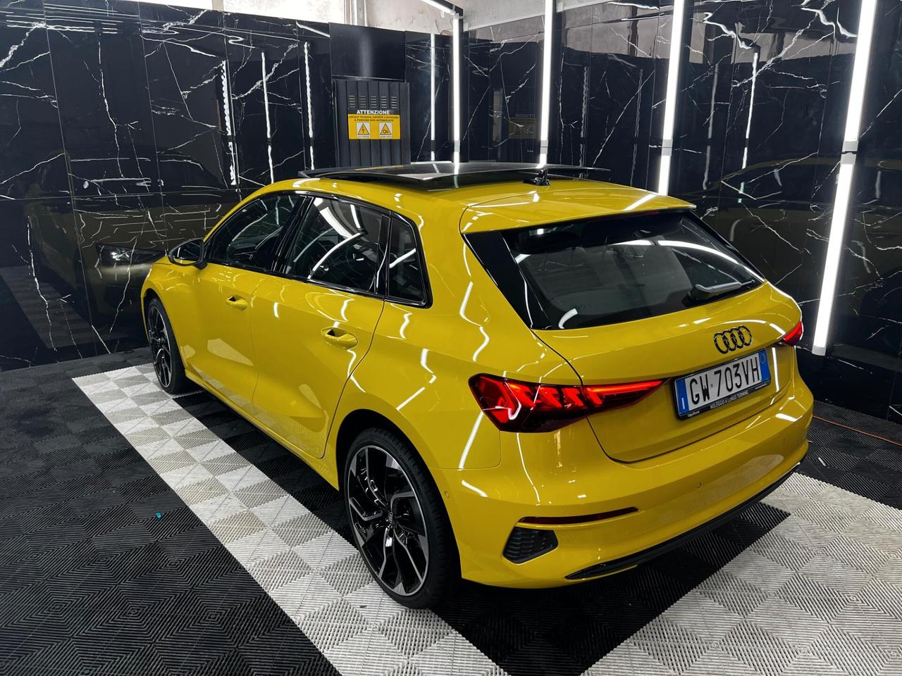 Audi A3 Sedan 35 TDI S tronic Business Advanced