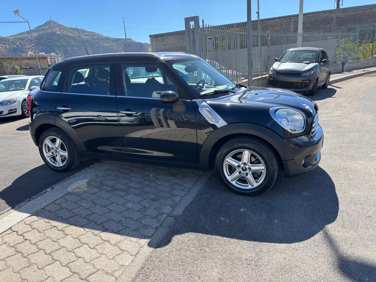 Mini Cooper Countryman 2.0 D Automatica