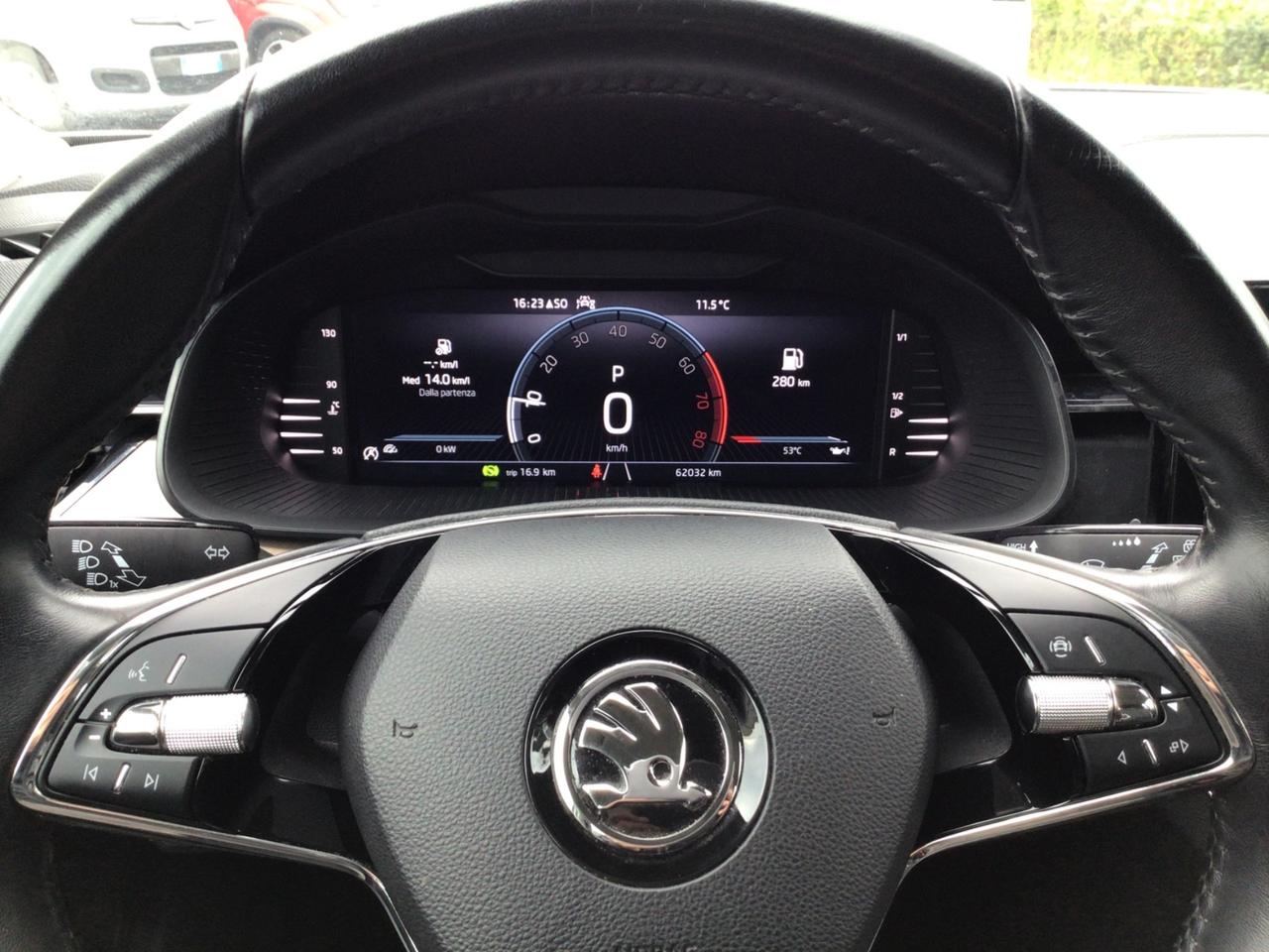 Skoda Kamiq 1.0 TSI 110 CV DSG Style Cambio Automatico