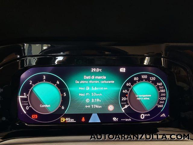 VOLKSWAGEN Golf 8 2.0 Edition Navi TDI 115CV Life - Fari Matrix IQ