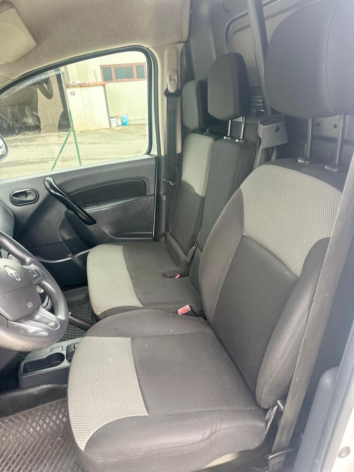 Renault Kangoo Blue dCi 95CV “3POSTI”