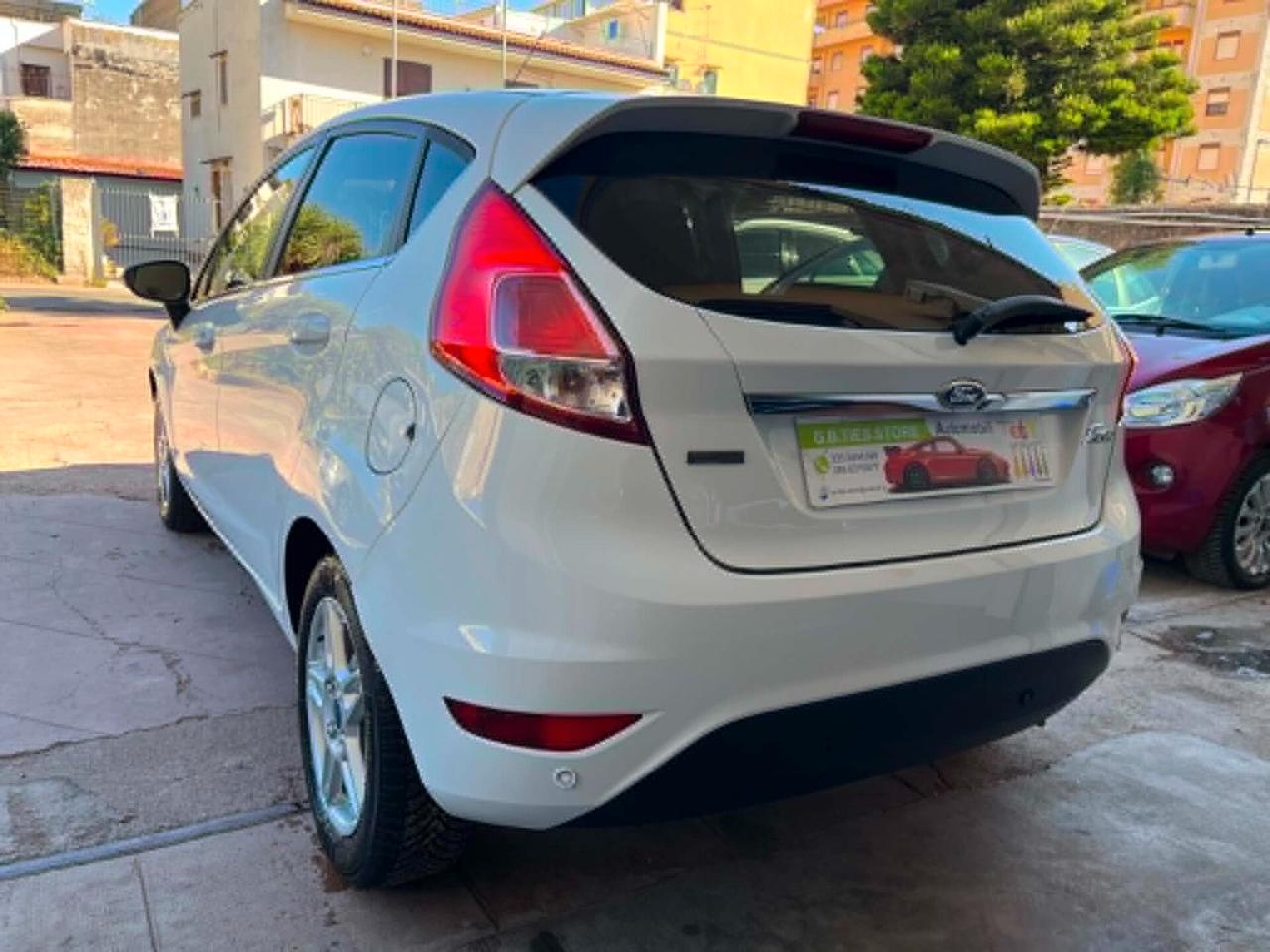 FORD FIESTA 1.5TDCI 95CV DIESEL 2014 NAVIGATORE FULL