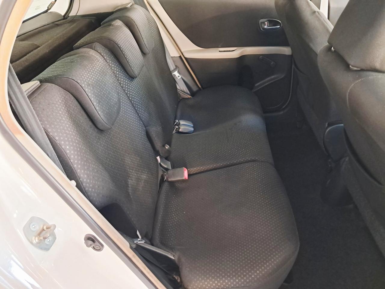 Toyota Yaris 1.3 5 porte