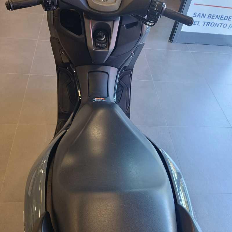 Yamaha N-Max 125 - 2025
