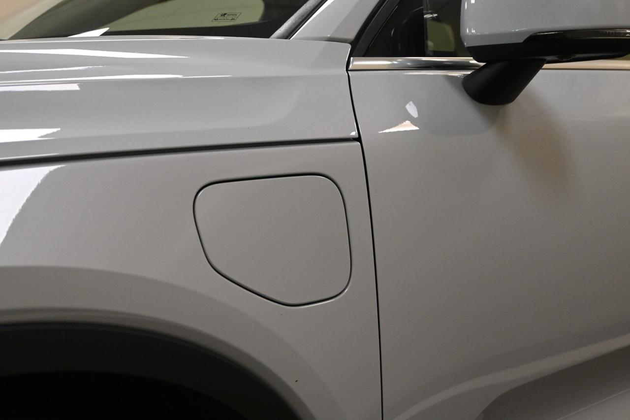 VOLVO XC40 (2017-->) XC40 T4 Recharge Plug-in H...