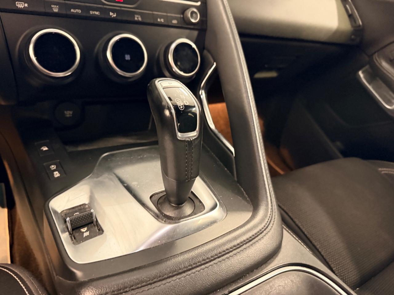Jaguar E-Pace 2.0D 150 CV AWD aut. R-Dynamic