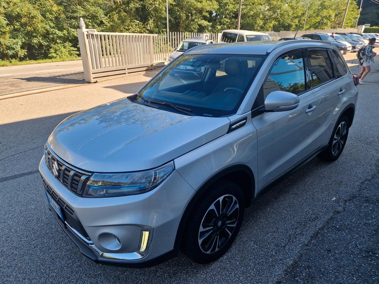 Suzuki Vitara 1.4 Hybrid Top