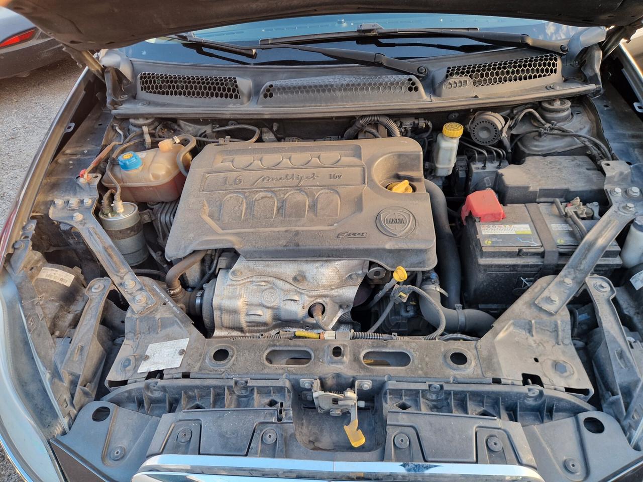Lancia Delta 1.6 MJT DPF 105 CV Gold-2011