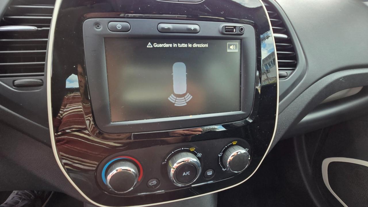 Renault Captur dCi 8V 90 CV EDC Business