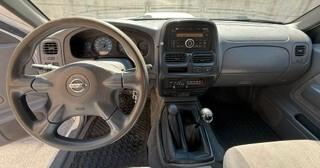 Nissan NP300 2.5 Dci King Cab Gancio traino